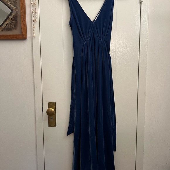 & Other Stories - Blue Velvet Midi Dress w Belt - Picture 5 of 7